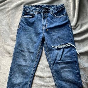 I am selling my Ksubi Jeans They are in good condition Only worn twice